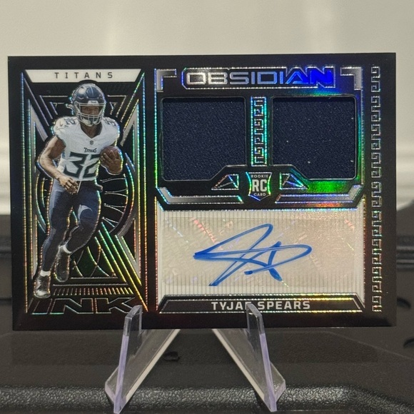 2023 Tyjae Spears Panini Obsidian 140/199 Autograph Rookie Card - Picture 2 of 4